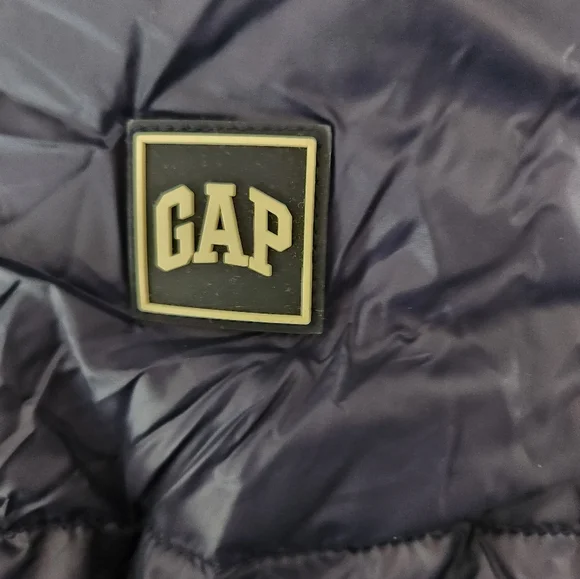 GAP Lightweight Puffer Jacket - Picture 9 of 13